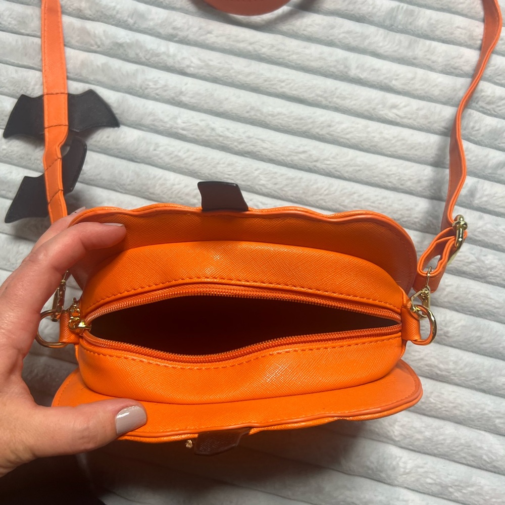 Orange Pumpkin Jack o lantern Crossbody Bag - Picture 7 of 9